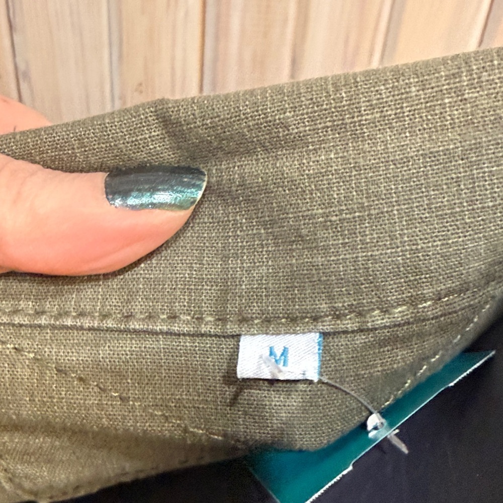 Military Style Olive Pullover - Picture 4 of 4